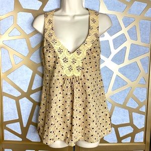 Mata‎ Traders Sleeveless Top